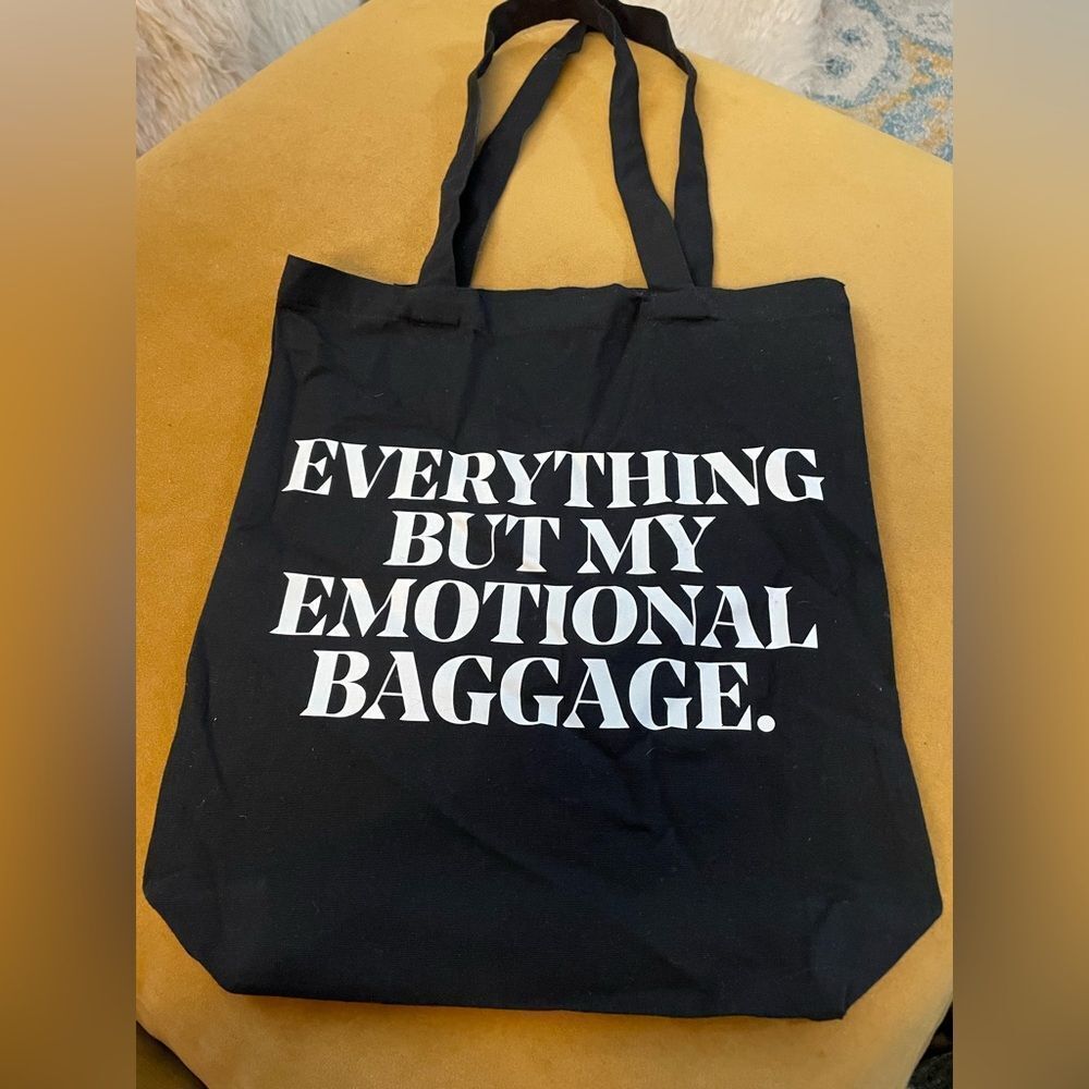 Il Makiage Everything But My Emotional Baggage Tote Bag - Picture 2 of 4